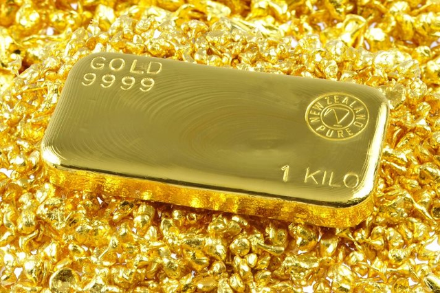 Chuyện g&igrave; thế n&agrave;y: Nhu cầu đầu tư v&agrave;ng của người Việt chạm đ&aacute;y 4 năm! - Ảnh 1.