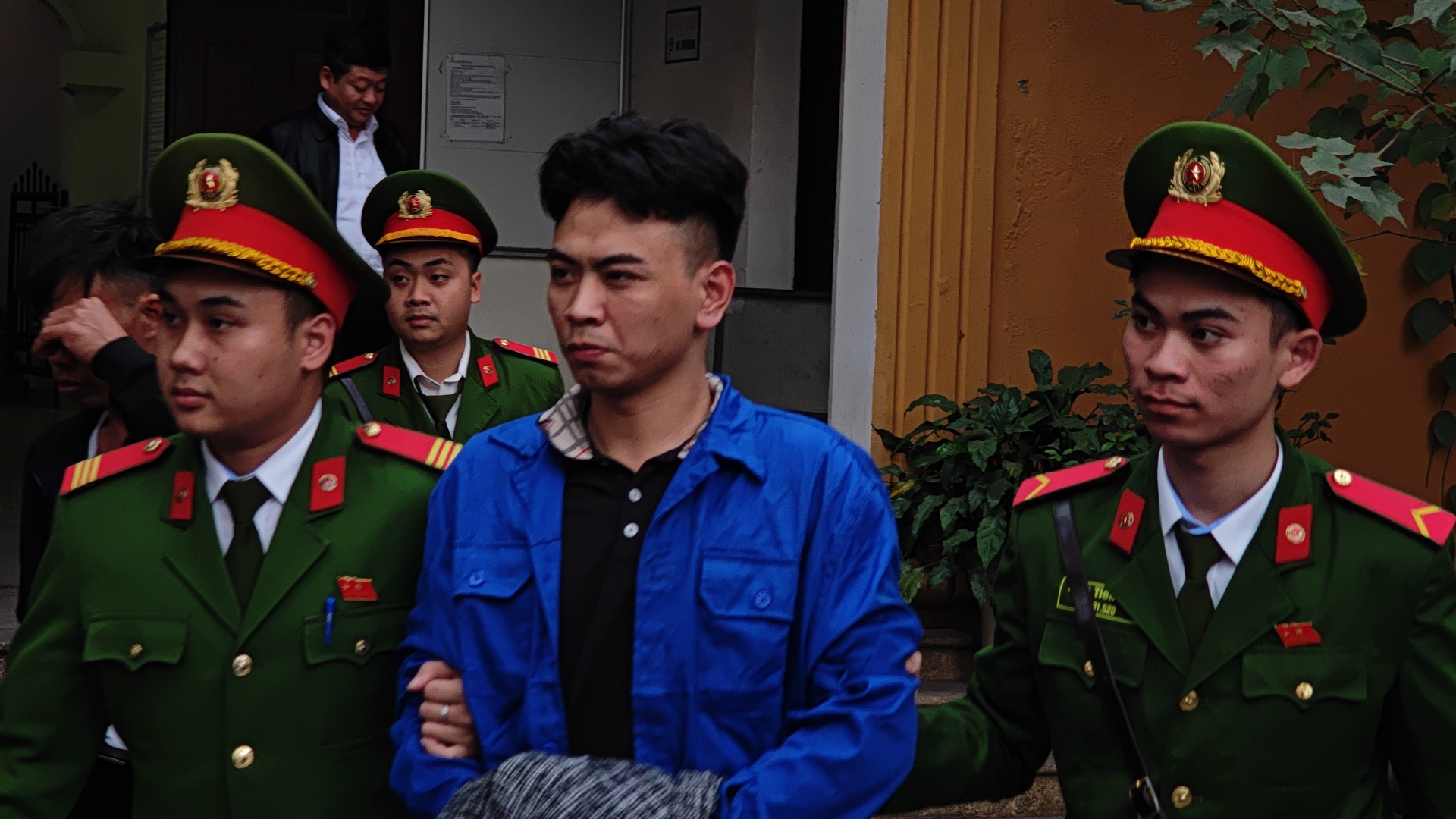 Bản &aacute;n cuối c&ugrave;ng d&agrave;nh cho "tổng t&agrave;i" Nguyễn Văn Thi&ecirc;n v&agrave; "đ&agrave;n em"- Ảnh 11.