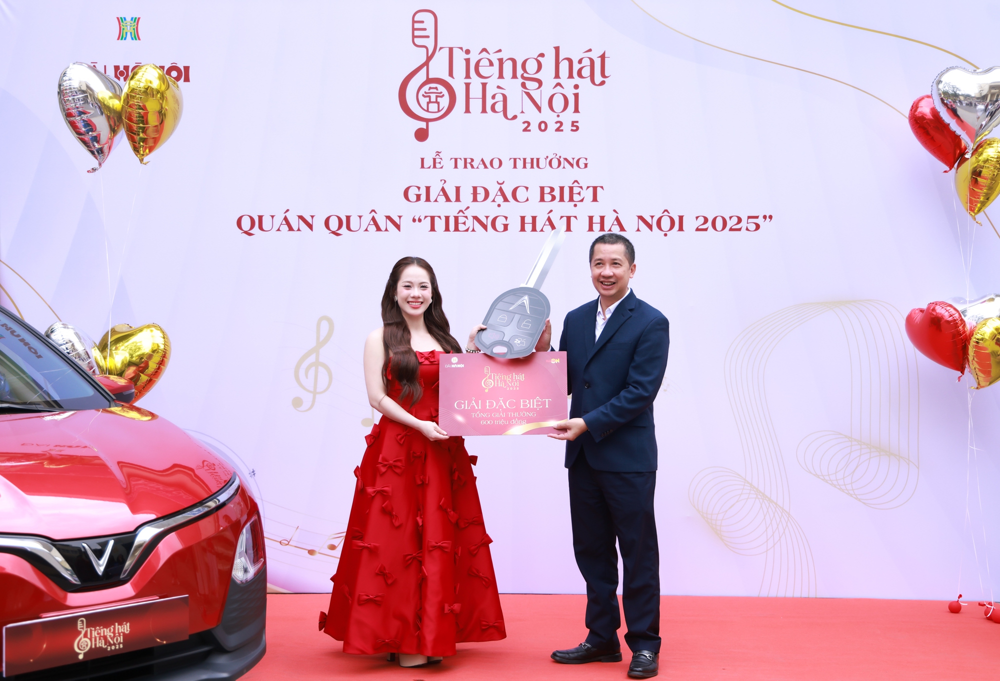 Quán quân Đào Lê Phương Chi nhận giải thưởng "khủng" - Ảnh 2.