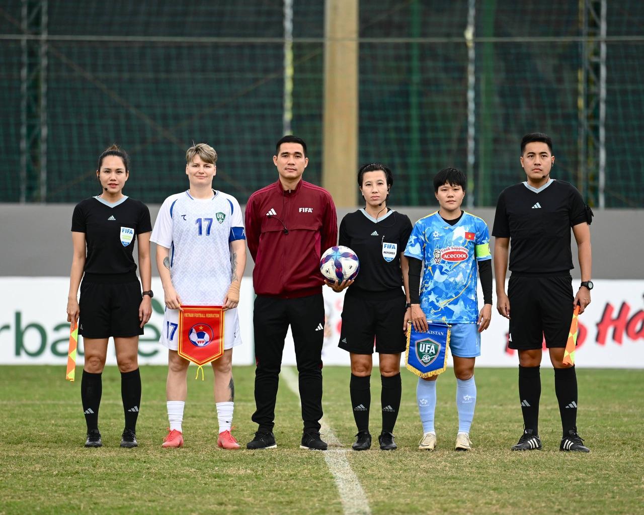 Tuyển Việt Nam bất ngờ thua 2-6 trước Uzbekistan - Ảnh 1.