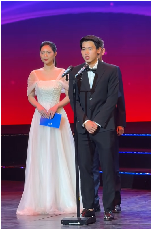 Mỹ nhân cao 1m70 mang quân hàm thiếu úy lọt top tìm kiếm với Đình Bắc: Từ gia thế đến học vấn đều đỉnh cao - Ảnh 2.