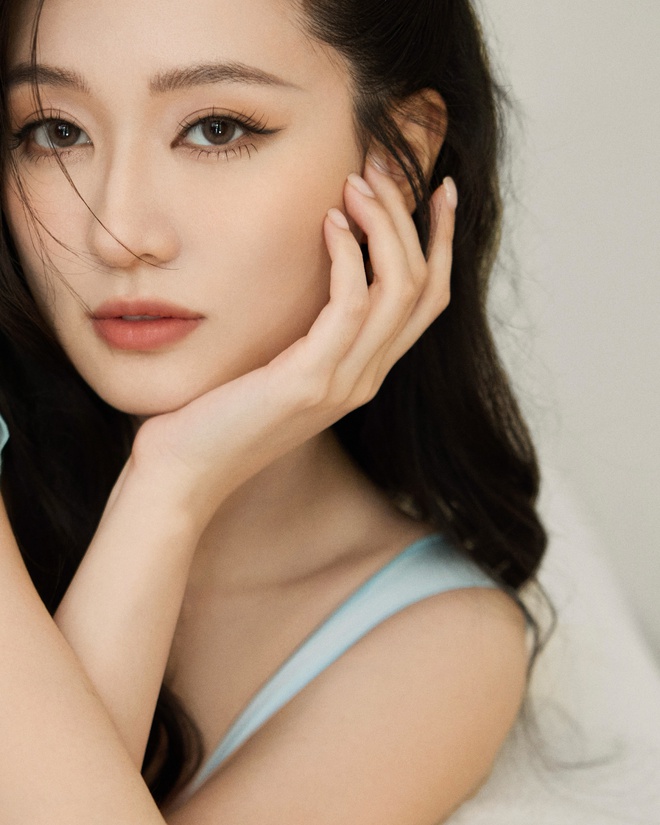 Mỹ nhân bỏ showbiz, cưới thiếu tập đoàn bất động sản nghìn tỷ: Không sung sướng như người đời tưởng tượng!- Ảnh 1. Mỹ nhân bỏ showbiz, cưới thiếu tập đoàn bất động sản nghìn tỷ: Không sung sướng như người đời tưởng tượng!- Ảnh 1.