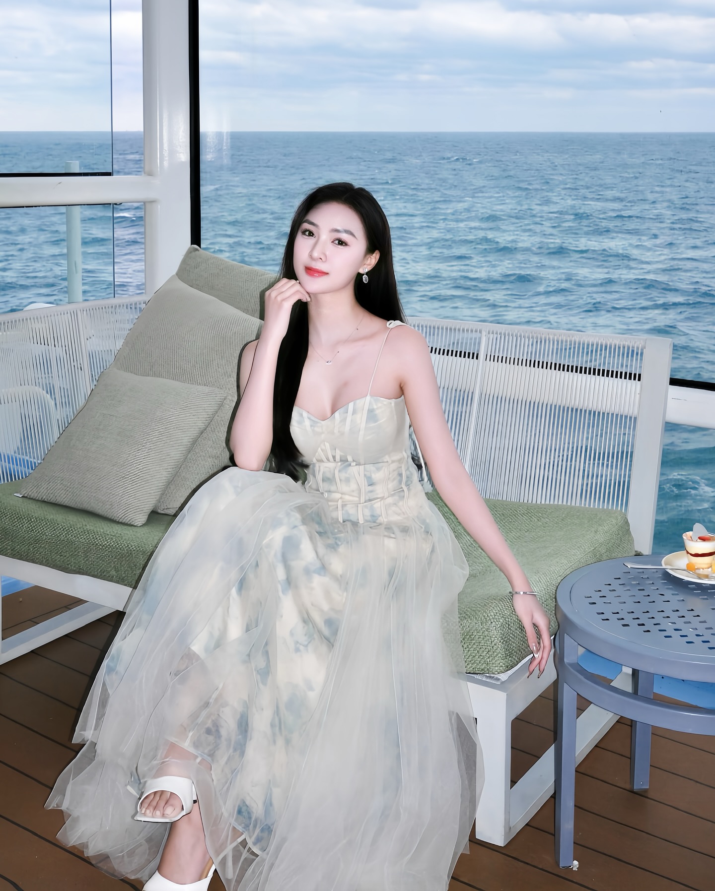 Châu Anh và Cẩm Ly: So kè 2 mỹ nhân được "đẩy thuyền" với Đình Bắc - Ảnh 4. Châu Anh và Cẩm Ly: So kè 2 mỹ nhân được "đẩy thuyền" với Đình Bắc - Ảnh 4.