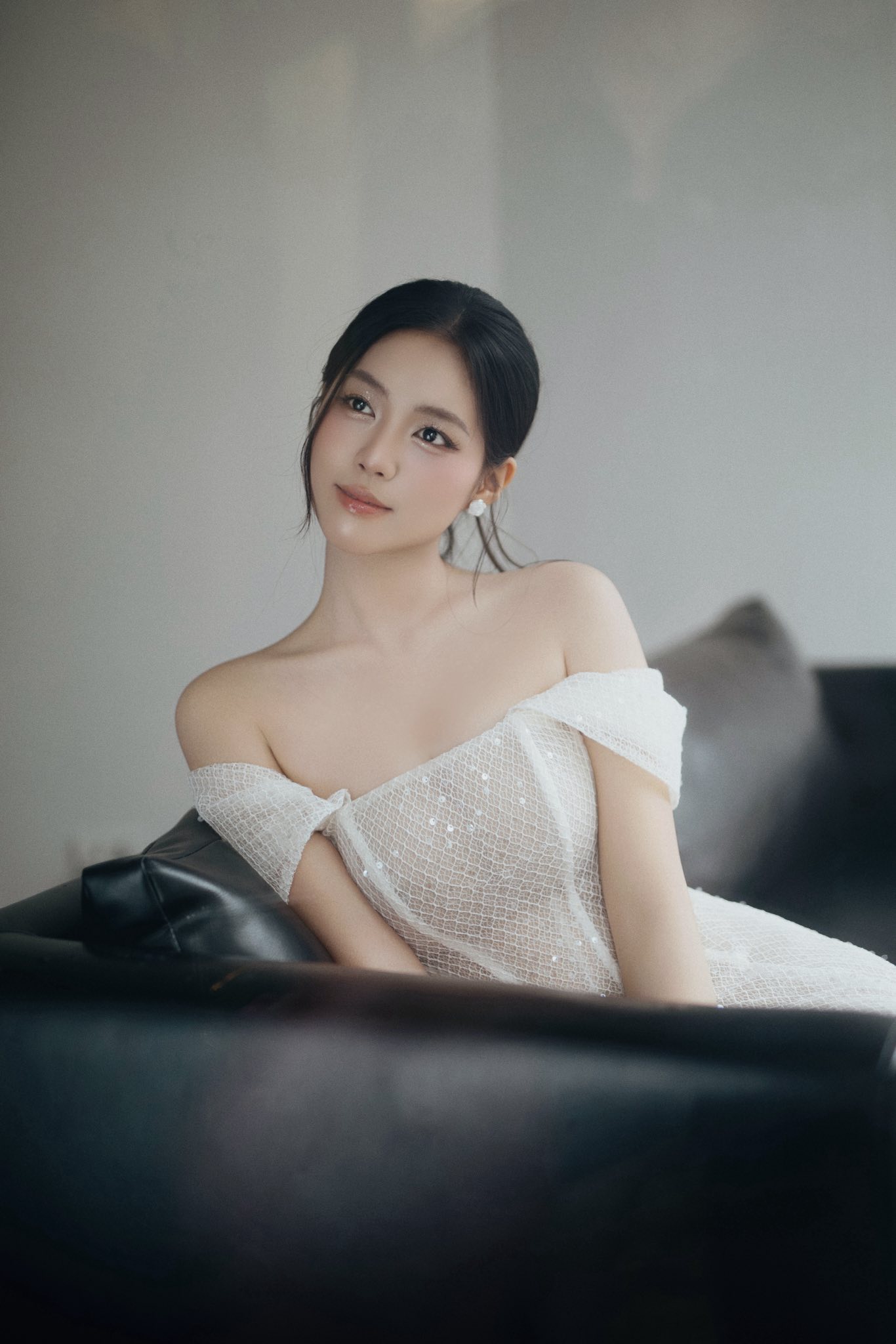 Châu Anh và Cẩm Ly: So kè 2 mỹ nhân được "đẩy thuyền" với Đình Bắc - Ảnh 7. Châu Anh và Cẩm Ly: So kè 2 mỹ nhân được "đẩy thuyền" với Đình Bắc - Ảnh 7.