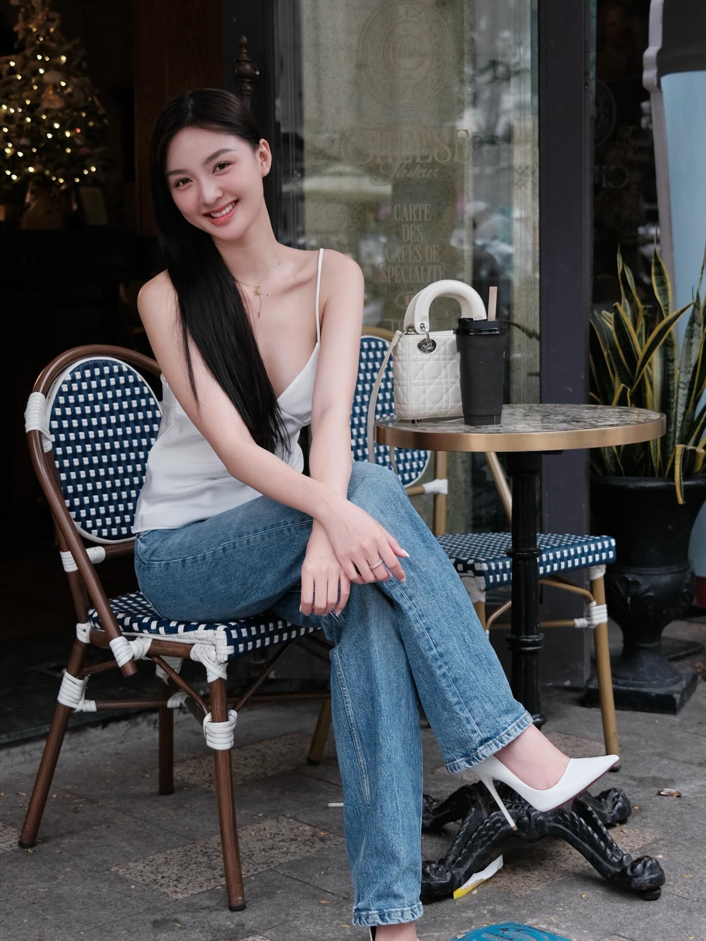 Châu Anh và Cẩm Ly: So kè 2 mỹ nhân được "đẩy thuyền" với Đình Bắc - Ảnh 2. Châu Anh và Cẩm Ly: So kè 2 mỹ nhân được "đẩy thuyền" với Đình Bắc - Ảnh 2.