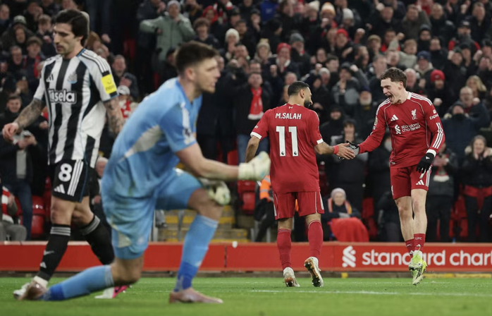 Liverpool ngược dòng đánh bại Newcastle tại Anfield - Ảnh 5.