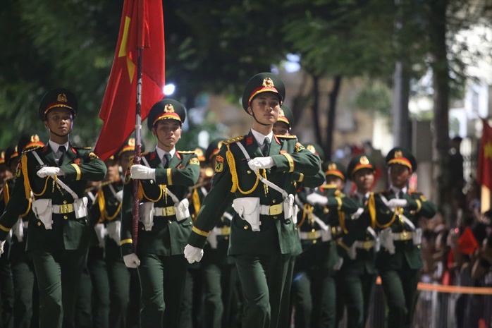 Sinh vi&ecirc;n xuất sắc v&agrave;o bi&ecirc;n chế Qu&acirc;n đội hưởng phụ cấp tăng th&ecirc;m 250 % lương - Ảnh 1.