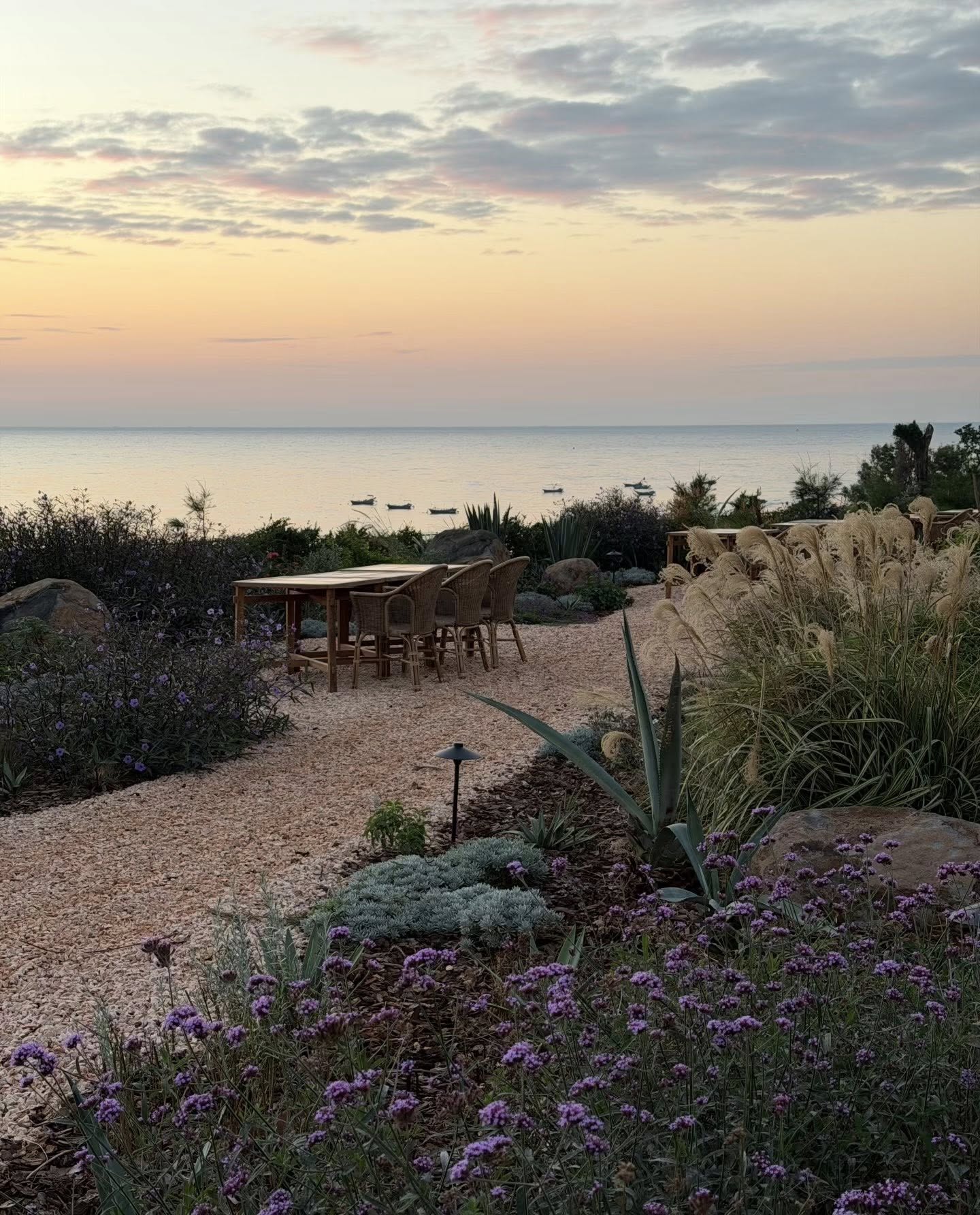 Sự thật về hòn đảo cảnh như phim, được nhận xét "chỉ cần qua cửa khẩu Móng Cái": Nhiều người đã nhầm - Ảnh 5.