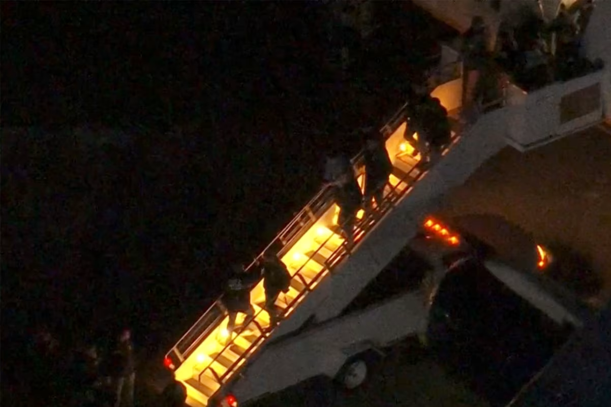 H&agrave;ng tỷ đ&ocirc; la Mỹ cũng kh&oacute; vực dậy nhanh ng&agrave;nh dầu mỏ Venezuela - Ảnh 2.