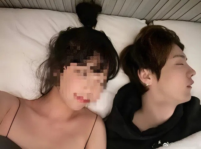 Kh&ocirc;ng cứu nổi Lộc H&agrave;m: Lộ th&ecirc;m ảnh th&acirc;n mật với "Hồng Tỷ", nghi vấn phản bội em g&aacute;i quốc d&acirc;n - Ảnh 3.