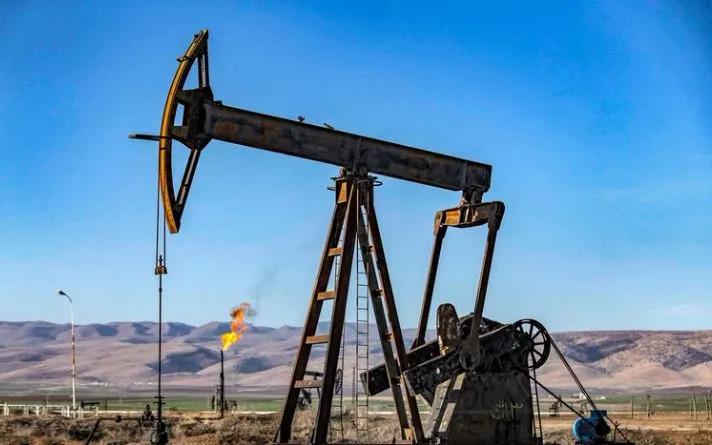 Gi&aacute; dầu c&oacute; thể xuống dưới 60 USD/th&ugrave;ng trong năm 2026 - Ảnh 1.