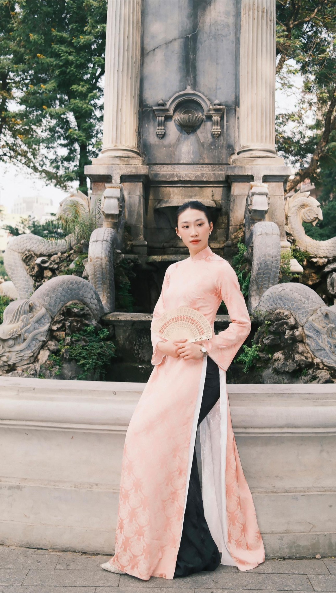 Rộ tin hotgirl bóng chuyền Nguyệt Anh sắp cưới "nam thần" điền kinh Quách Công Lịch - Ảnh 5. Rộ tin hotgirl bóng chuyền Nguyệt Anh sắp cưới "nam thần" điền kinh Quách Công Lịch - Ảnh 5.