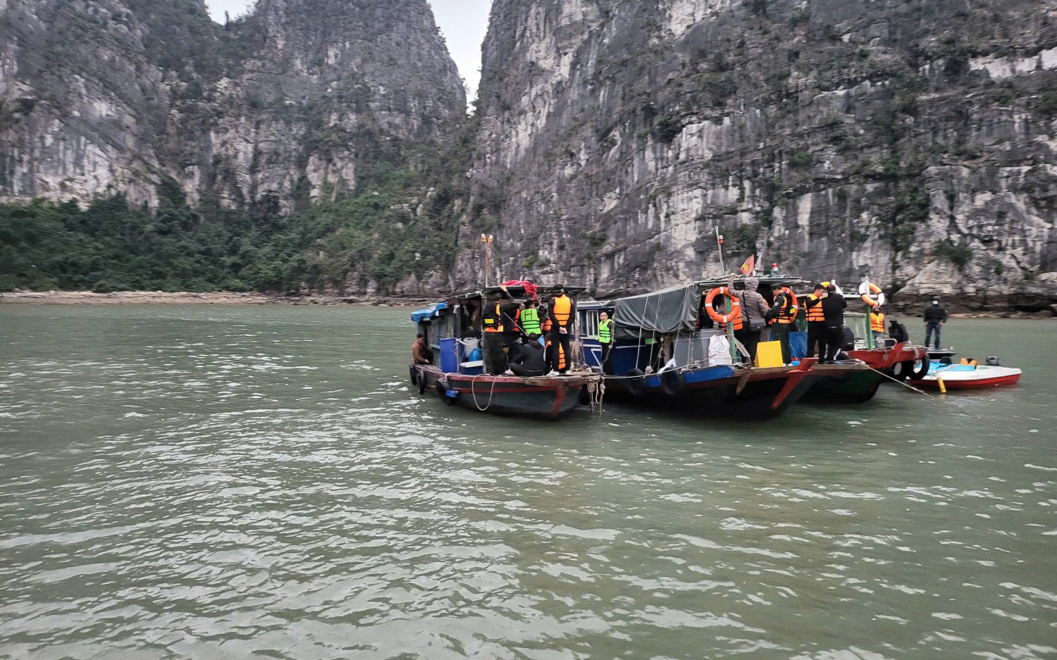 Tin gi&oacute; m&ugrave;a Đ&ocirc;ng Bắc mới nhất: Miền Bắc c&oacute; mưa, nhiệt độ giảm th&ecirc;m  - Ảnh 2.