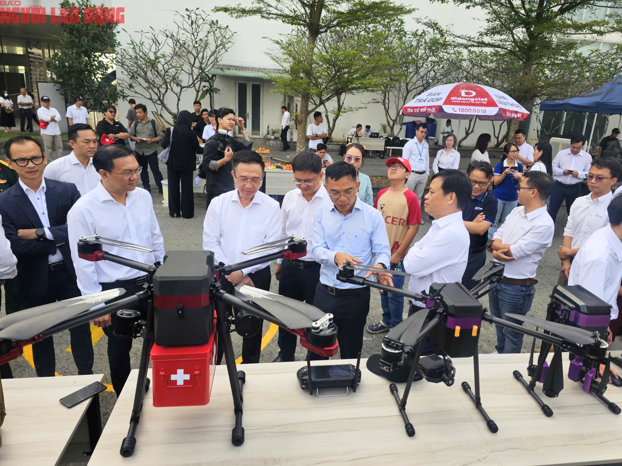 TPHCM thử nghiệm giao h&agrave;ng bằng UAV: Bước đột ph&aacute; trong kinh tế c&ocirc;ng nghệ - Ảnh 1.