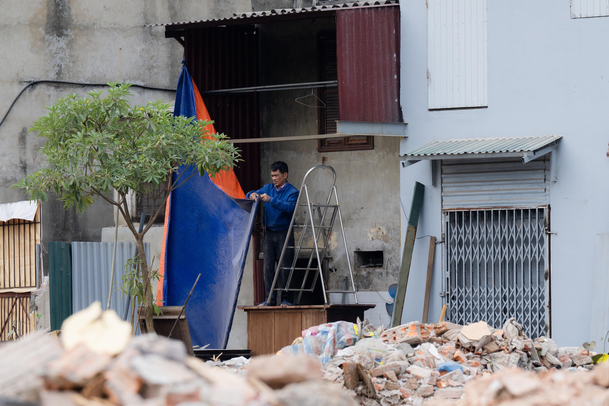 Nh&igrave;n to&agrave;n cảnh tuyến đường V&agrave;nh đai 1 đoạn Ho&agrave;ng Cầu - Voi Phục sau giải tỏa: Diện mạo đ&ocirc; thị dần th&agrave;nh h&igrave;nh!- Ảnh 7.