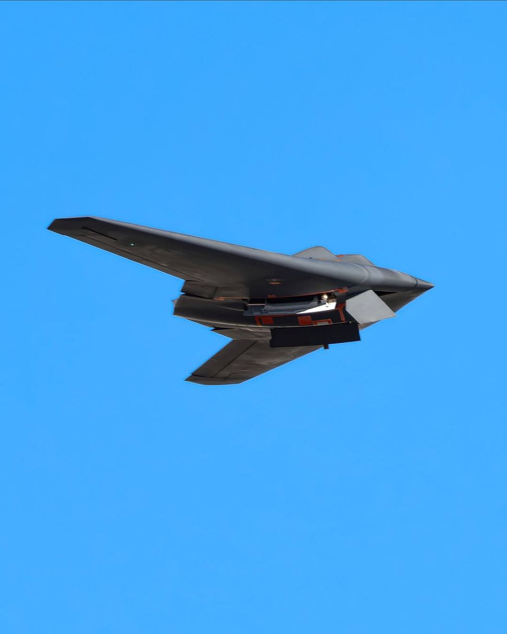 M&aacute;y bay RQ - 170 theo d&otilde;i từng bước ch&acirc;n của Maduro trong chiến dịch bắt giữ - Ảnh 2.