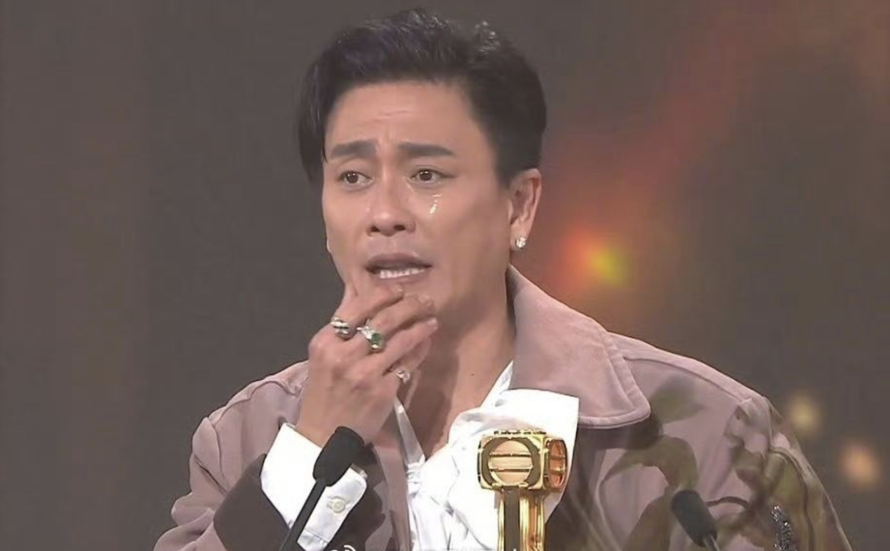 - Ảnh 2. - Ảnh 2.