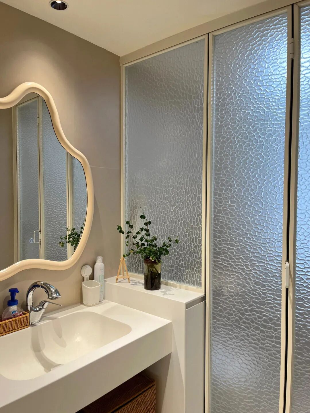 Nhìn nhà hàng xóm mà tôi muốn xỉu: 6 thiết kế quá tiên tiến khiến tôi nhận ra… nhà mình đang “sống ở quá khứ”!- Ảnh 12. Nhìn nhà hàng xóm mà tôi muốn xỉu: 6 thiết kế quá tiên tiến khiến tôi nhận ra… nhà mình đang “sống ở quá khứ”!- Ảnh 12.