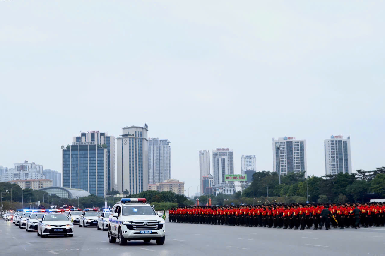 Công an Hà Nội diễn tập phương án bảo vệ Đại hội XIV của Đảng - Ảnh 10.