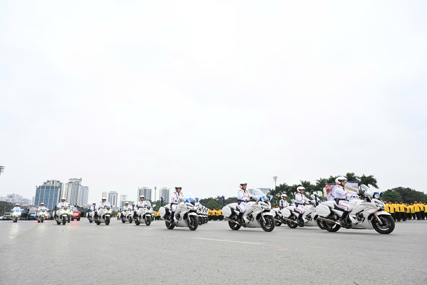 Cận cảnh l&aacute; chắn sống bảo vệ Đại hội XIV của Đảng: Sự chuẩn bị chu đ&aacute;o v&agrave; tinh thần tr&aacute;ch nhiệm - Ảnh 11.