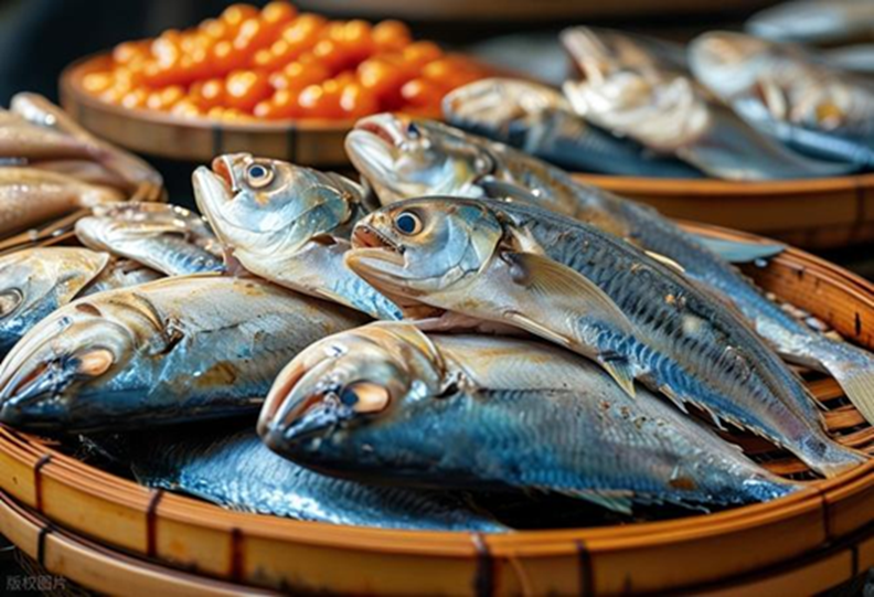 WHO cảnh báo hãy NGỪNG NGAY việc ăn nhiều 4 loại cá này- Ảnh 2.