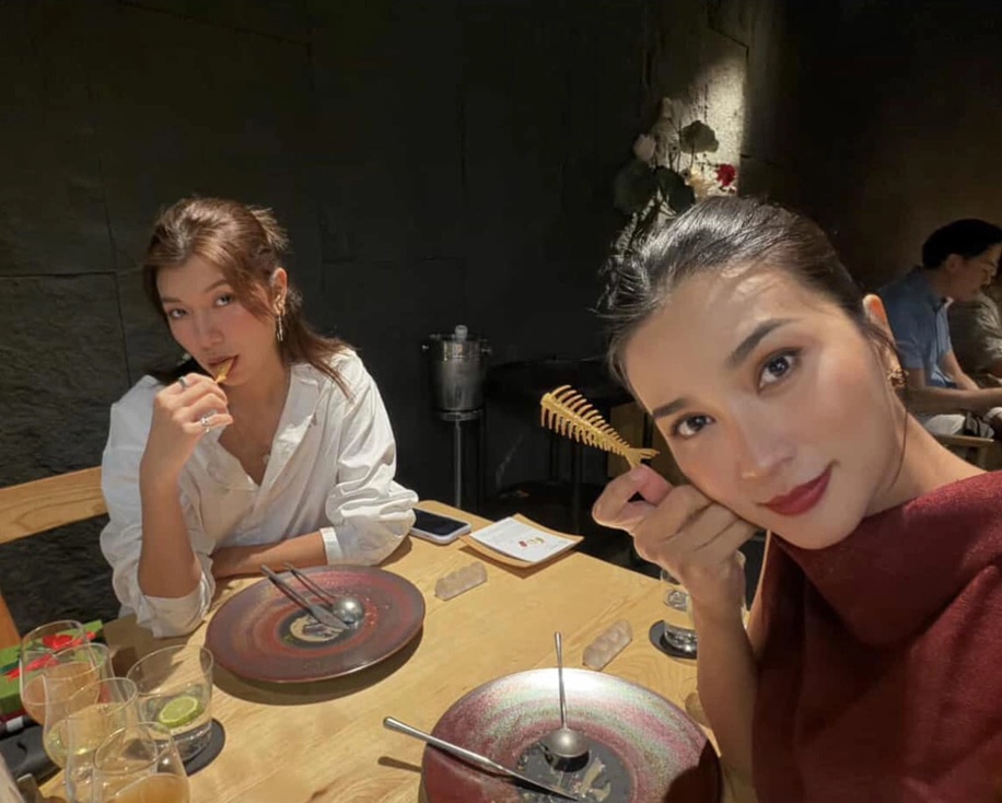 Loạt ảnh tình tứ của diễn viên Kim Tuyến và bạn gái tin đồn- Ảnh 9.