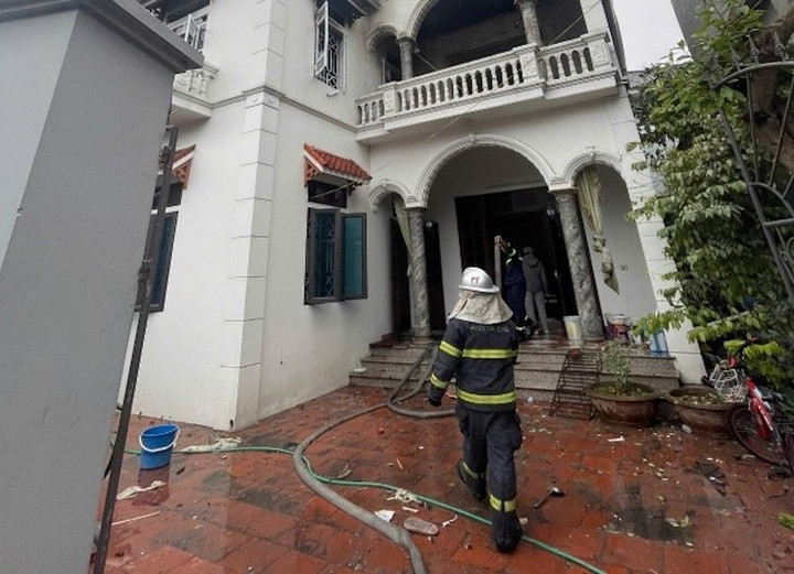 Nổ lớn ở Hà Nội khiến 3 người thương vong: Điều tra nguyên nhân vụ việc - Ảnh 1.