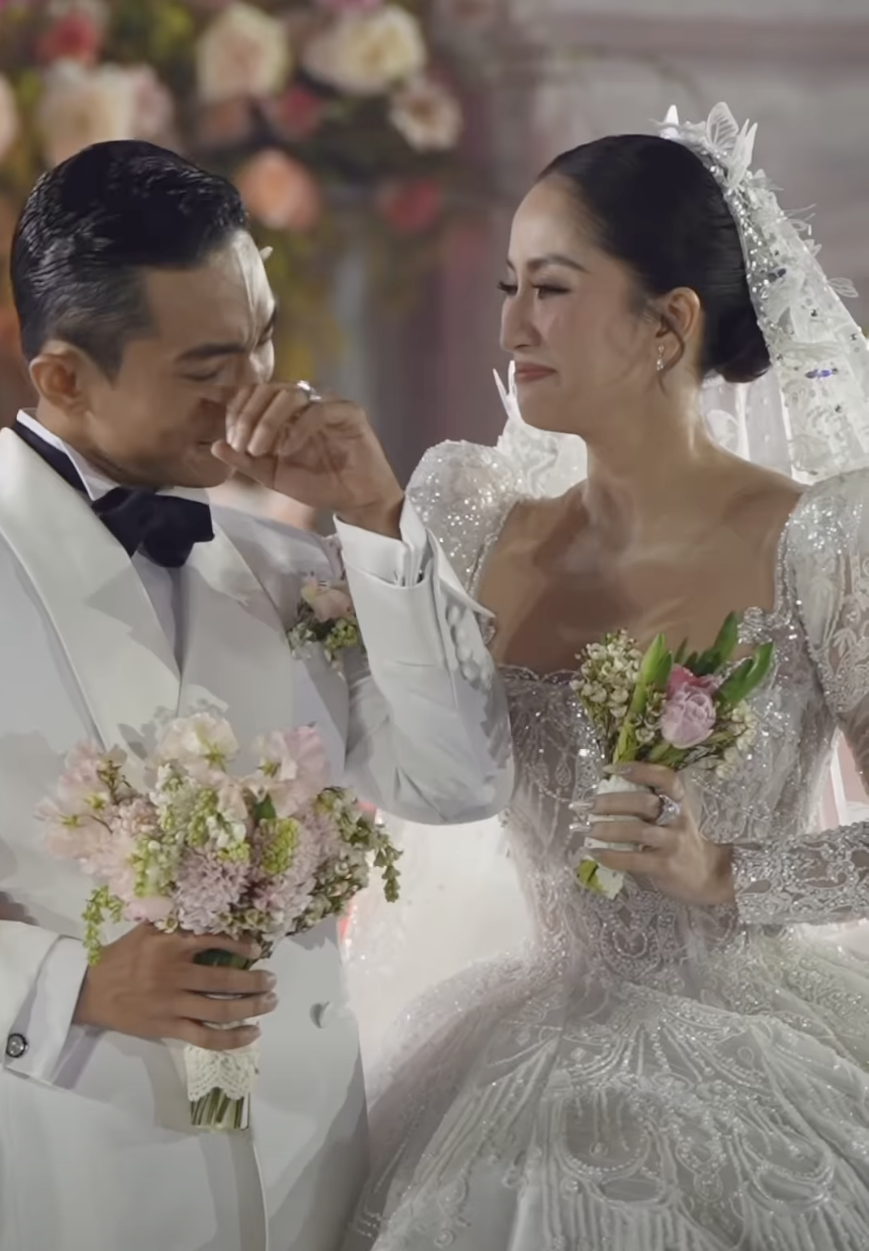 Thái độ của Phan Hiển trước lời đá xéo "như mẹ con" khi đứng cạnh Khánh Thi - Ảnh 3.