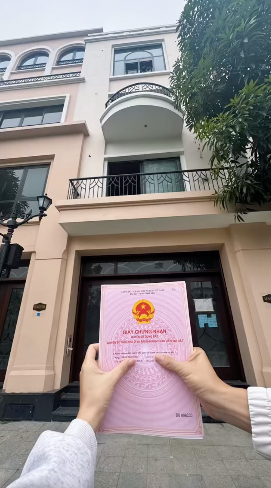 Tuyển thủ Việt Nam mở m&agrave;n 2026 mỹ m&atilde;n: X&acirc;y biệt thự mấy chục tỷ, đ&oacute;n con g&aacute;i cưng ch&agrave;o đời- Ảnh 5.