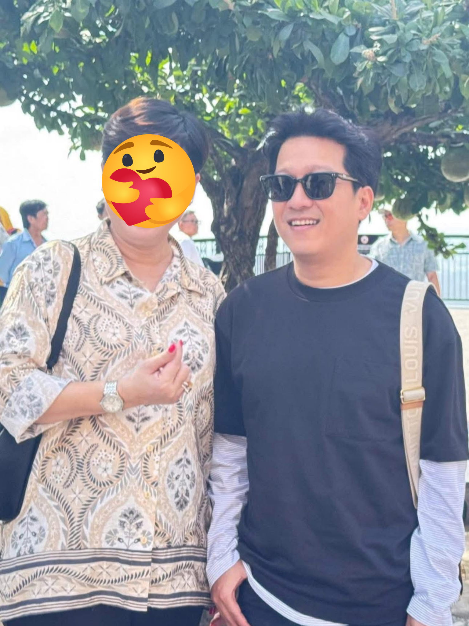 Bắt gặp Nhã Phương cận ngày lâm bồn, thái độ khi khán giả xin chụp ảnh như thế nào?- Ảnh 2.