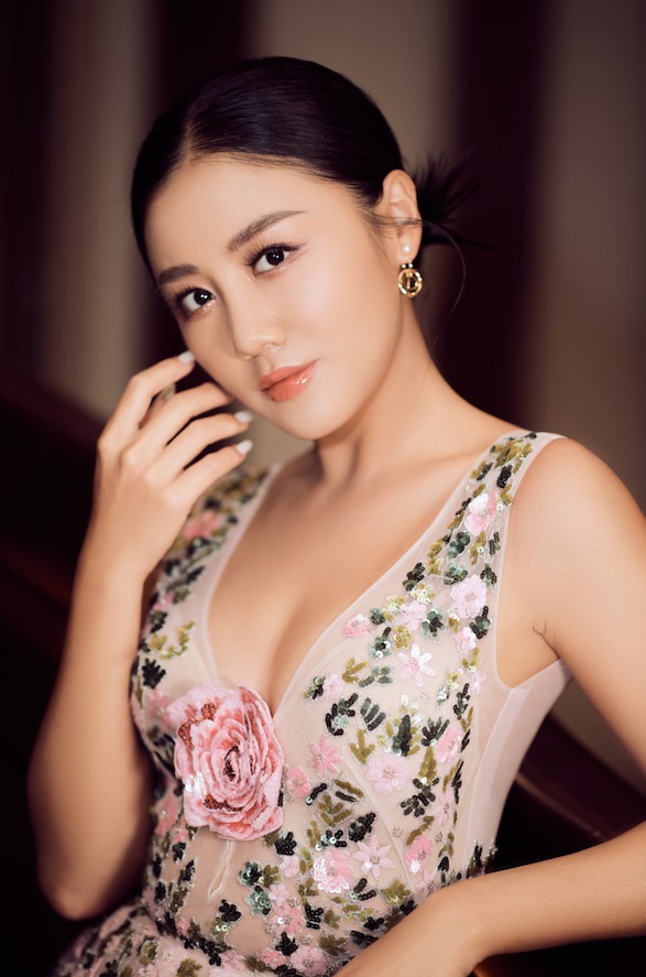Nữ nghệ sĩ Việt 3 lần đỗ thủ khoa, 31 tuổi vẫn độc thân: Sống xa hoa trong căn duplex hạng sang- Ảnh 1.