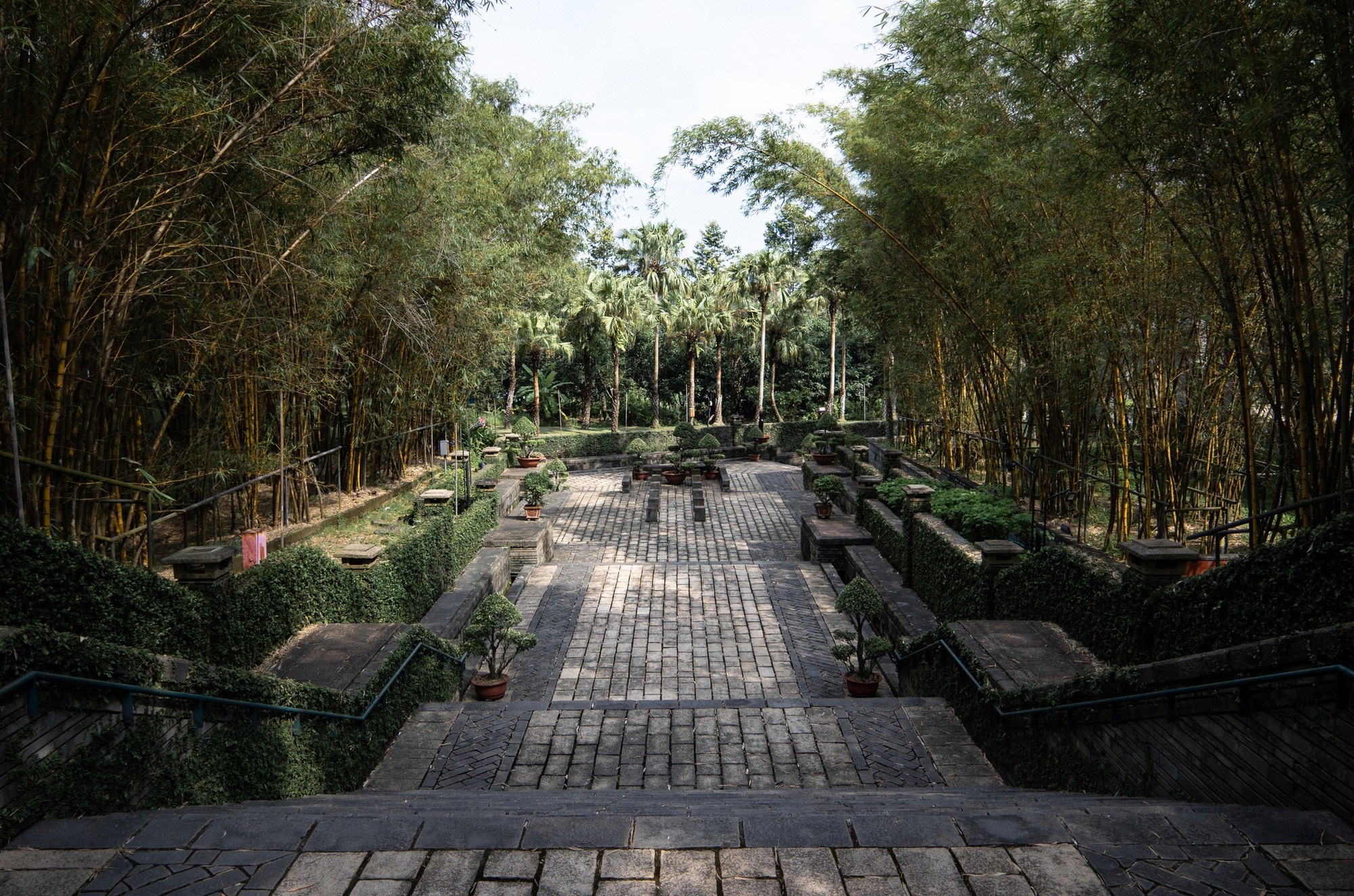 10 địa điểm chụp ảnh Tết miễn phí đang gây bão tại TP.HCM, vừa cổ kính lại đẹp tựa phim trường- Ảnh 23. 10 địa điểm chụp ảnh Tết miễn phí đang gây bão tại TP.HCM, vừa cổ kính lại đẹp tựa phim trường- Ảnh 23.