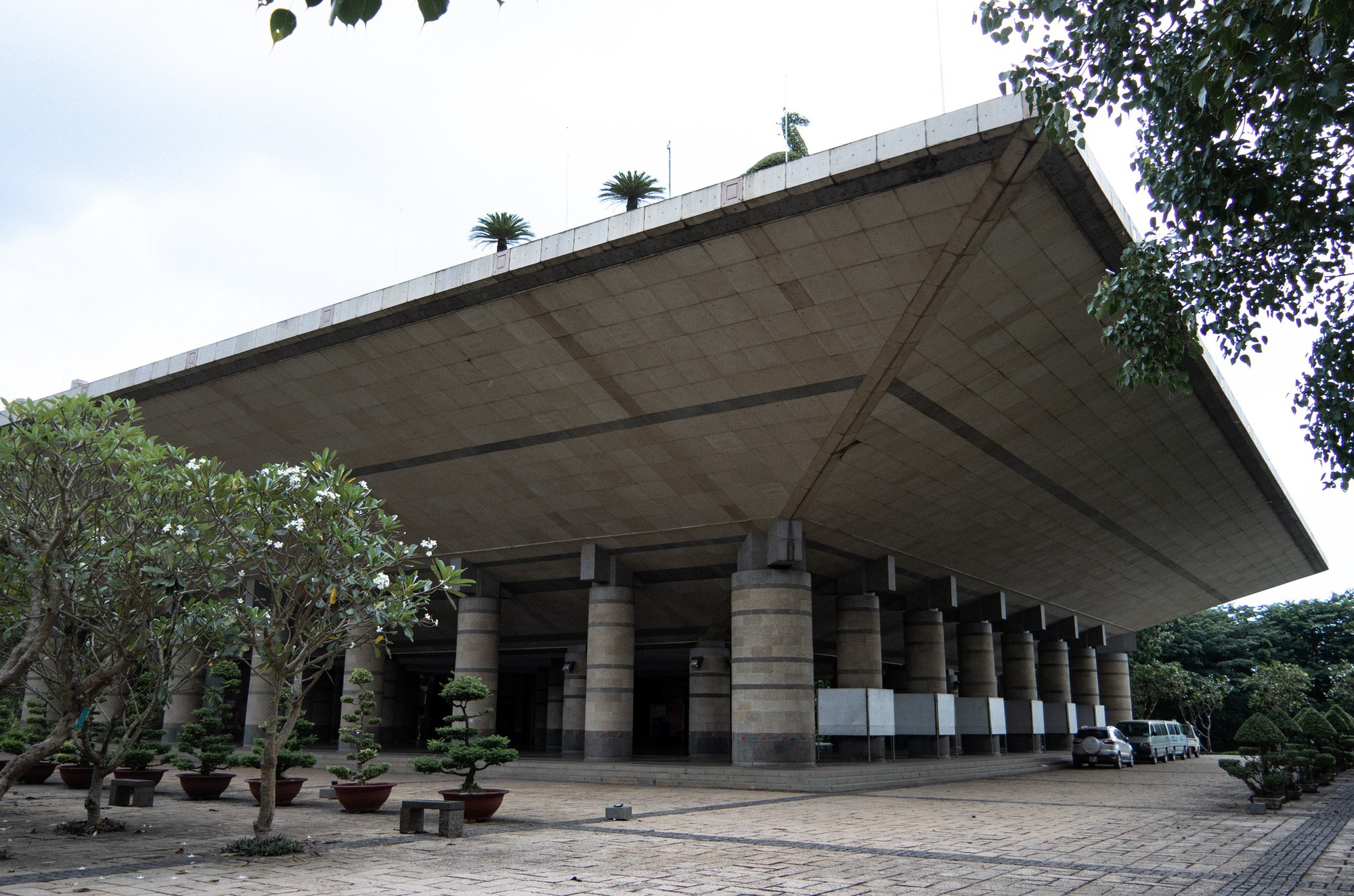 10 địa điểm chụp ảnh Tết miễn phí đang gây bão tại TP.HCM, vừa cổ kính lại đẹp tựa phim trường- Ảnh 24. 10 địa điểm chụp ảnh Tết miễn phí đang gây bão tại TP.HCM, vừa cổ kính lại đẹp tựa phim trường- Ảnh 24.