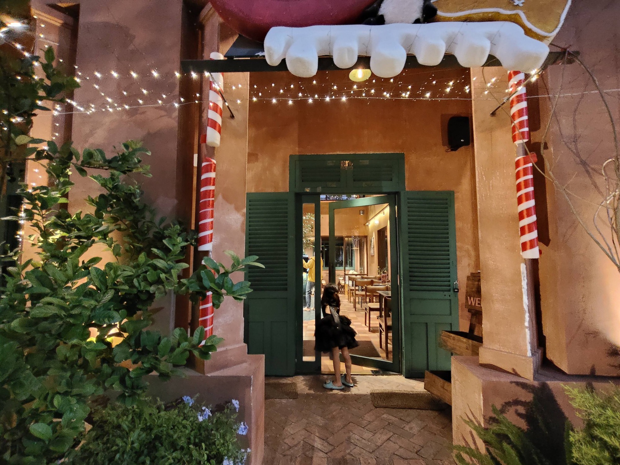 Mẹ S&agrave;i G&ograve;n chi hơn 400 ngh&igrave;n, cả nh&agrave; đi chơi cả ng&agrave;y thả ga: Qu&aacute; hợp l&yacute; để "học theo" cho lịch tr&igrave;nh dịp nghỉ lễ n&agrave;y!- Ảnh 7.