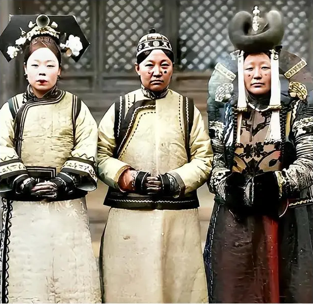 14 bức ảnh hiếm chụp Trung Quốc thời cuối nh&agrave; Thanh kh&aacute;c ho&agrave;n to&agrave;n phim ảnh khiến nhiều người ngỡ ng&agrave;ng - Ảnh 5.