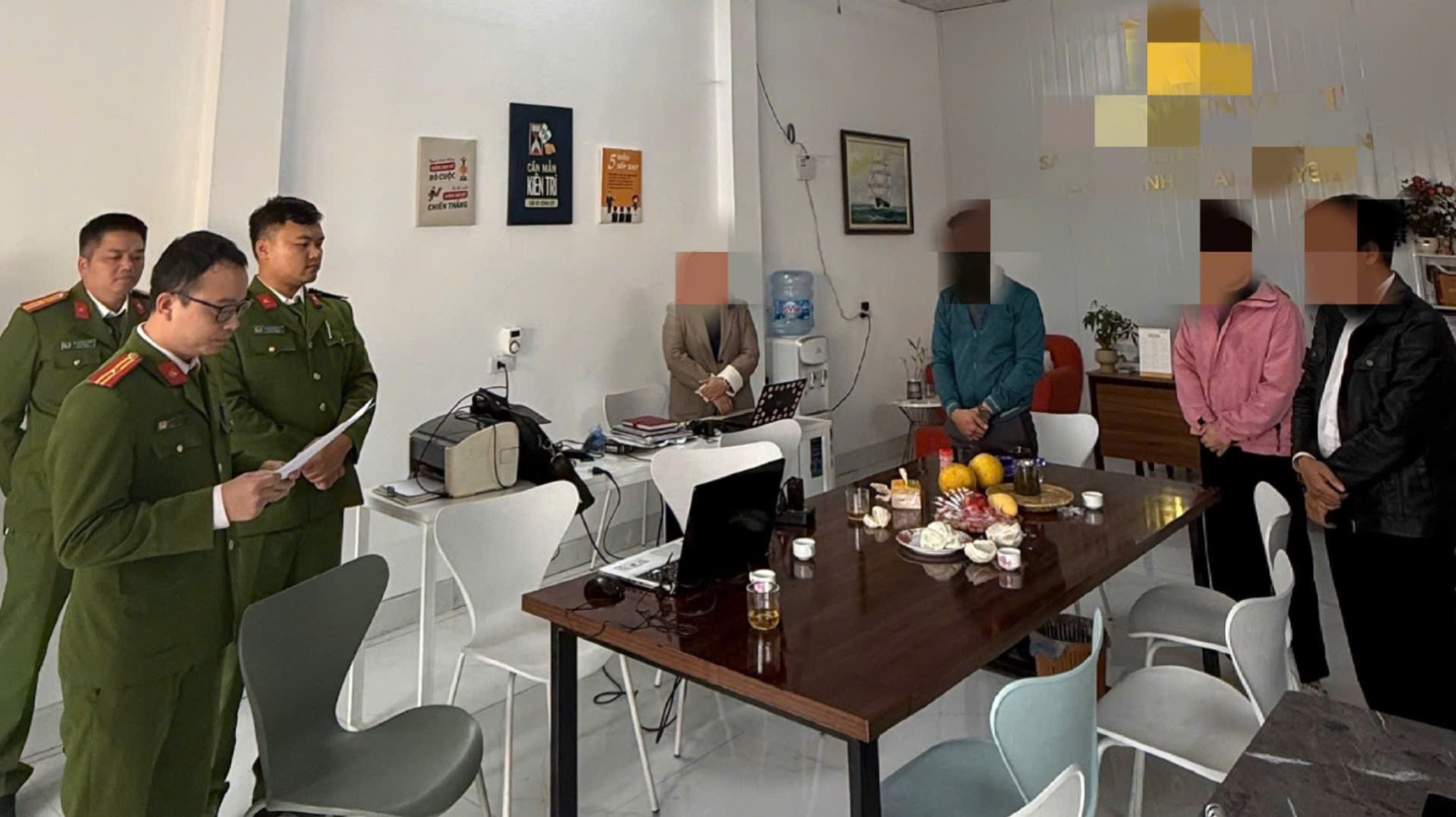 Người sử dụng thẻ căn cước c&ocirc;ng d&acirc;n c&oacute; thể bị phạt 10 triệu đồng với những h&agrave;nh vi sau - Ảnh 4.