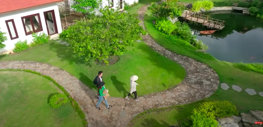 Diễn vi&ecirc;n lấy chồng nổi tiếng nhất nh&igrave; Việt Nam: Ở nh&agrave; vườn 70 tỷ, chồng cho đứng t&ecirc;n h&agrave;ng loạt biệt thự - Ảnh 6.