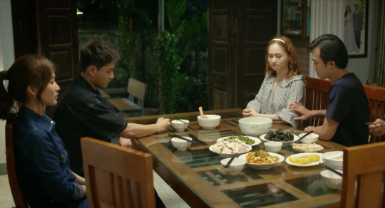 Ng&agrave;y t&ocirc;i th&ocirc;ng b&aacute;o kh&ocirc;ng về ngoại ăn Tết, cả nh&agrave; chồng thay đổi th&aacute;i độ đến mức kinh ngạc- Ảnh 1.