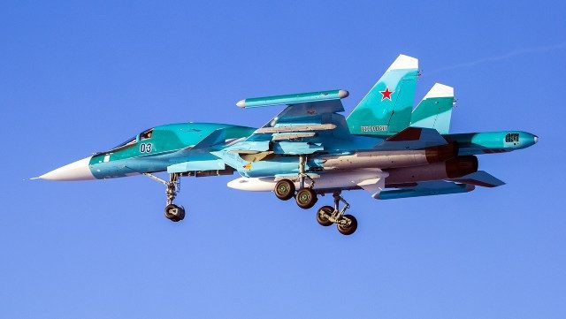 Su - 34 v&agrave; sức mạnh kh&ocirc;ng thể cưỡng lại tr&ecirc;n chiến trường Ukraine - Ảnh 4.