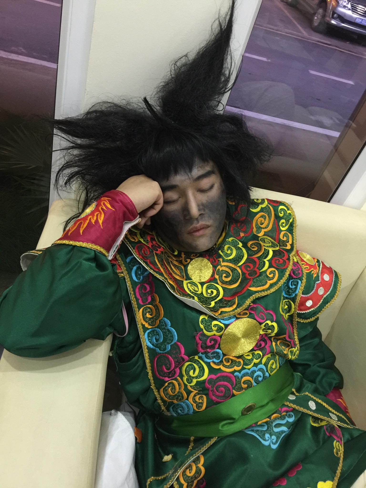 “Thiên Lôi xấu nhất Táo Quân” sống trong căn hộ cao cấp 200m2, mặt thật ở tuổi 45 gây choáng - Ảnh 2.