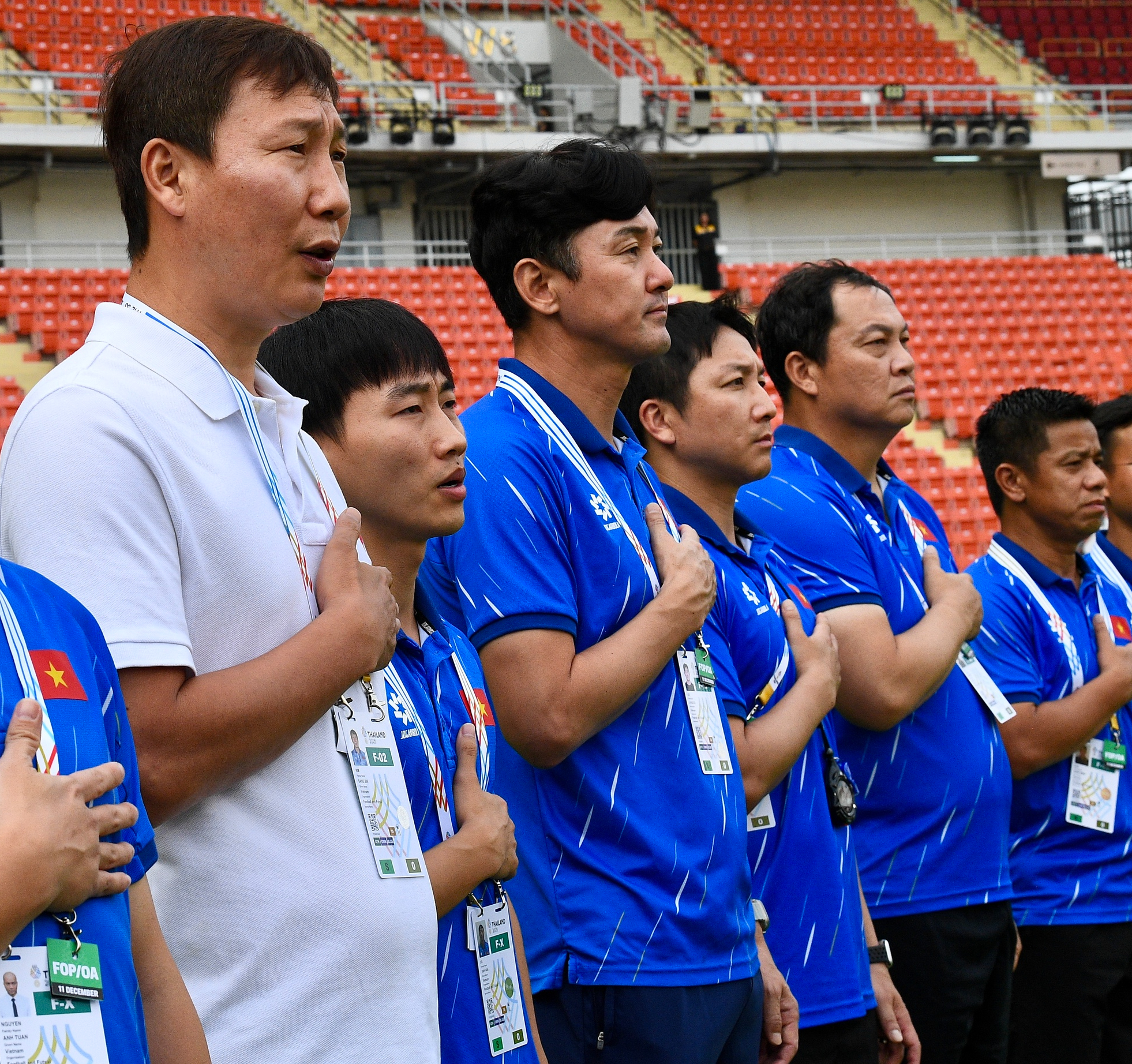 Chân dung "phù thuỷ" giúp U23 Việt Nam "đáng gờm" ở U23 châu Á: Profile xịn xò, từng là mỹ nam sân cỏ World Cup - Ảnh 1.