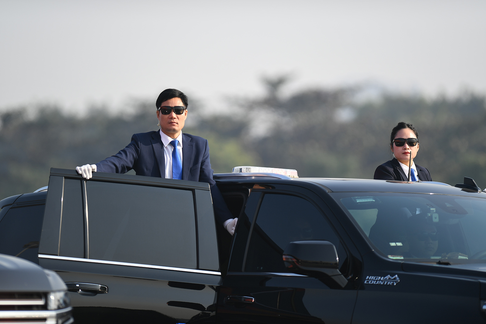 Nữ sĩ quan Cảnh vệ g&acirc;y ấn tượng mạnh tại buổi diễn tập bảo vệ Đại hội XIV - Ảnh 3.