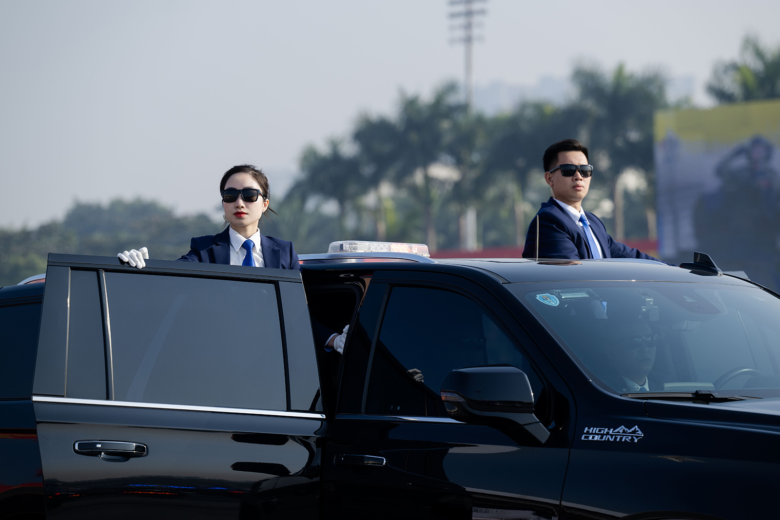 Nữ sĩ quan Cảnh vệ g&acirc;y ấn tượng mạnh tại buổi diễn tập bảo vệ Đại hội XIV - Ảnh 5.