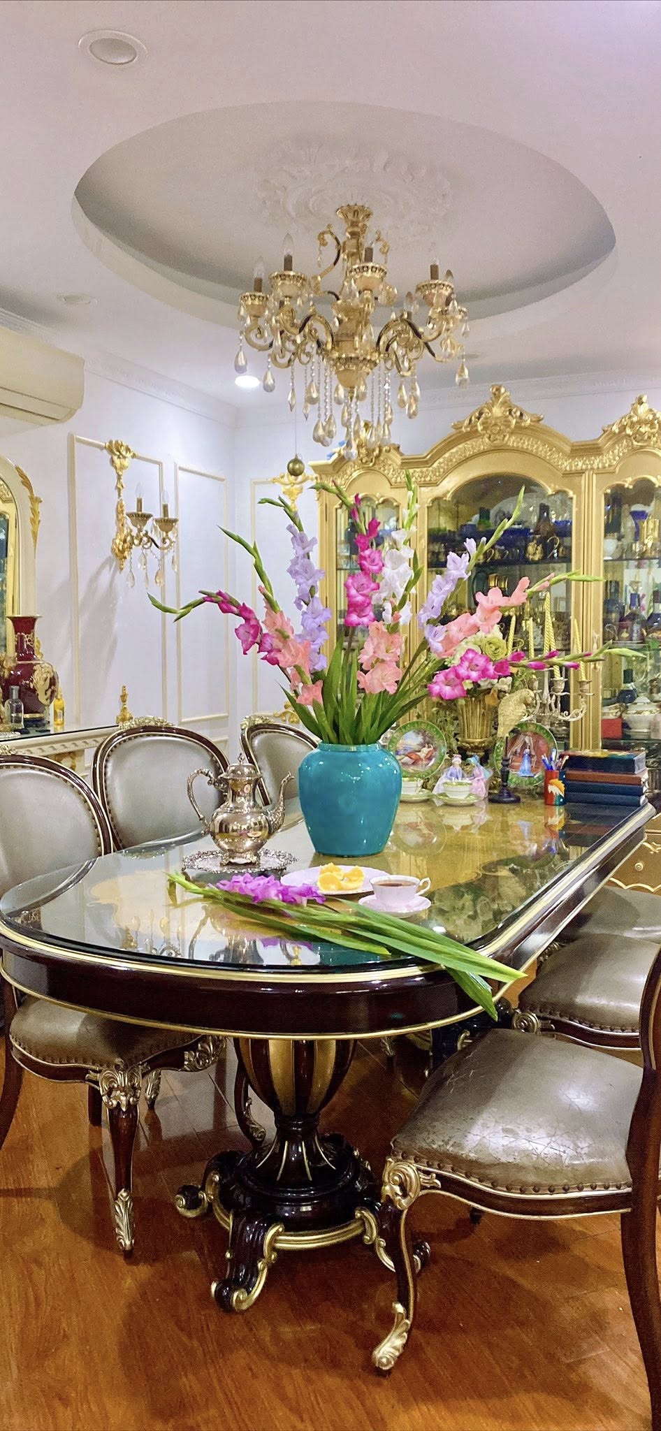 Căn hộ 156m&sup2; ngập hoa của vợ chồng U60 ở H&agrave; Nội - nơi tuổi trung ni&ecirc;n chậm lại v&agrave; an y&ecirc;n- Ảnh 11.