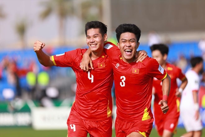 [DIỄN BIẾN] U23 Việt Nam 1-1 U23 Kyrgyzstan: Tuyệt vời! Việt Nam lại dẫn trước g&acirc;y sốc từ chấm 11m - Ảnh 4.