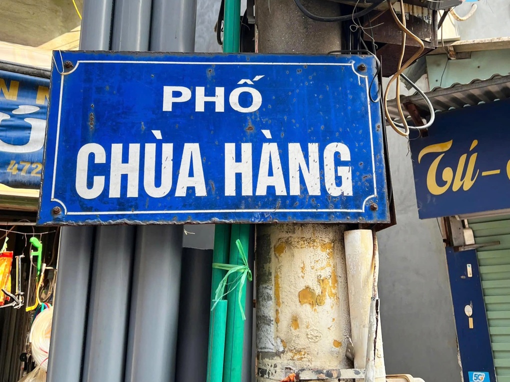 Vì sao gọi là “pate Cột Đèn”? Nơi mua chuẩn của người Hải Phòng, chỉ bán vào buổi tối ít du khách biết - Ảnh 7.