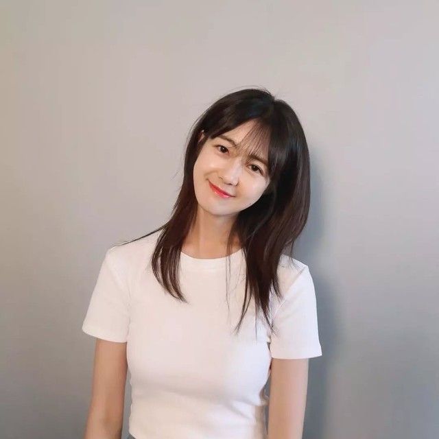 Cả showbiz xì xào chuyện ngọc nữ quốc dân cưới chạy bầu với đại gia, đến con gái cũng chất vấn mẹ- Ảnh 5.