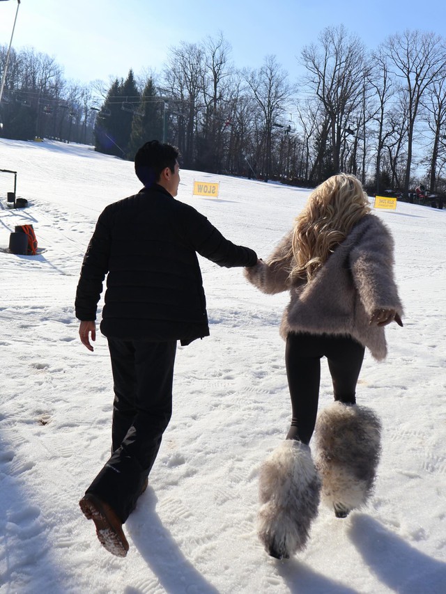 Louis Phạm không cần hở bạo vẫn xinh hết nấc, cực tình bên bạn trai Việt kiều bất chấp loạt drama- Ảnh 4. Louis Phạm không cần hở bạo vẫn xinh hết nấc, cực tình bên bạn trai Việt kiều bất chấp loạt drama- Ảnh 4.