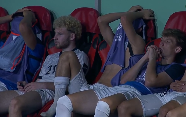 U23 Kyrgyzstan ôm mặt bật khóc sau trận thua, phản ứng của cầu thủ U23 Việt Nam 10 điểm!- Ảnh 1.