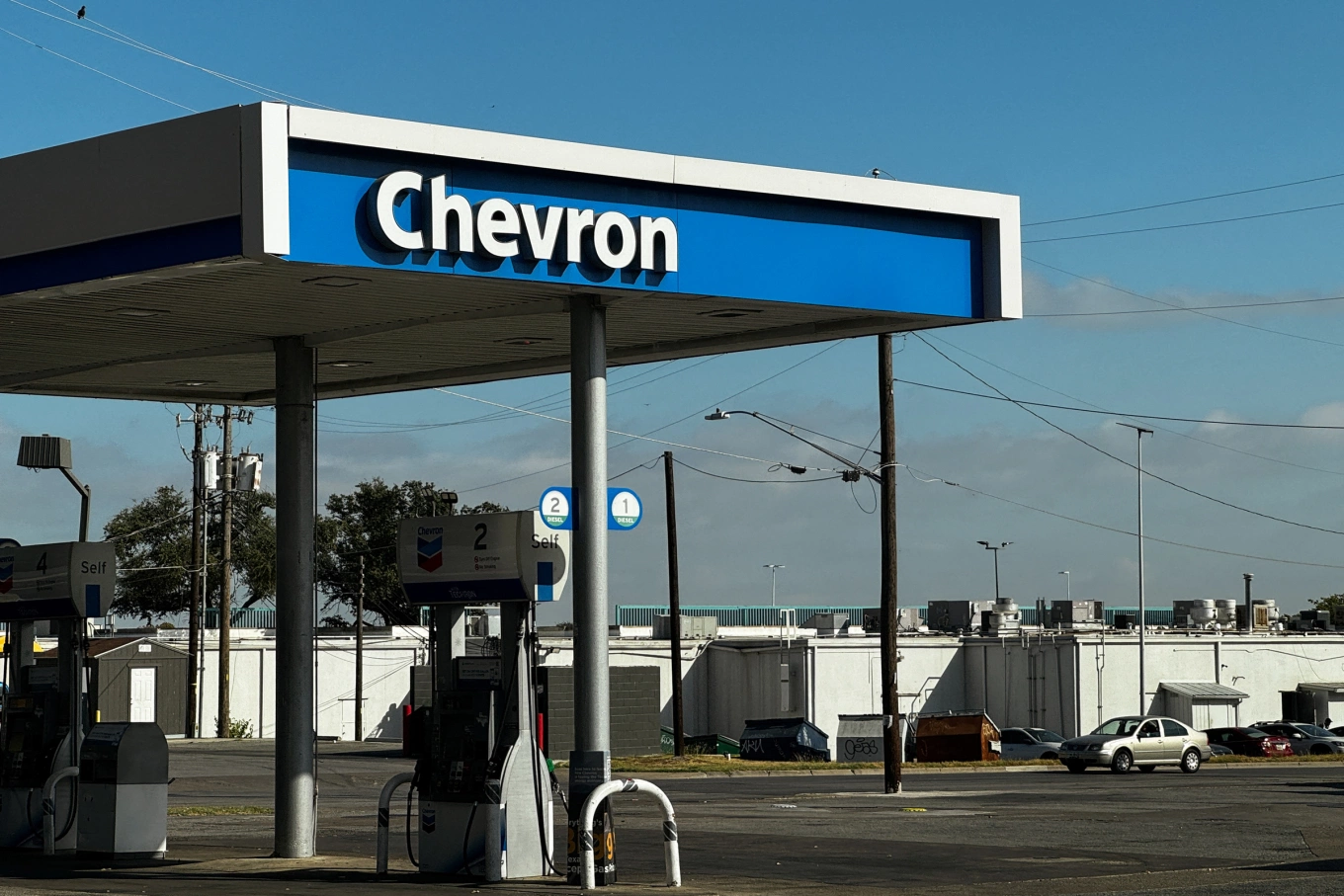 Chevron - tập đo&agrave;n duy nhất của Mỹ hoạt động trong ng&agrave;nh dầu mỏ Venezuela  - Ảnh 1.